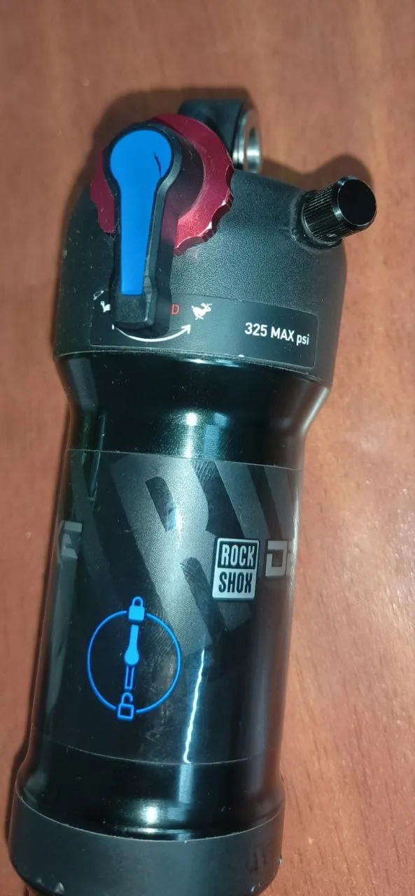 Амортизатор Rock Shox Deluxe Select+ DebonAir 210x55 фото 4