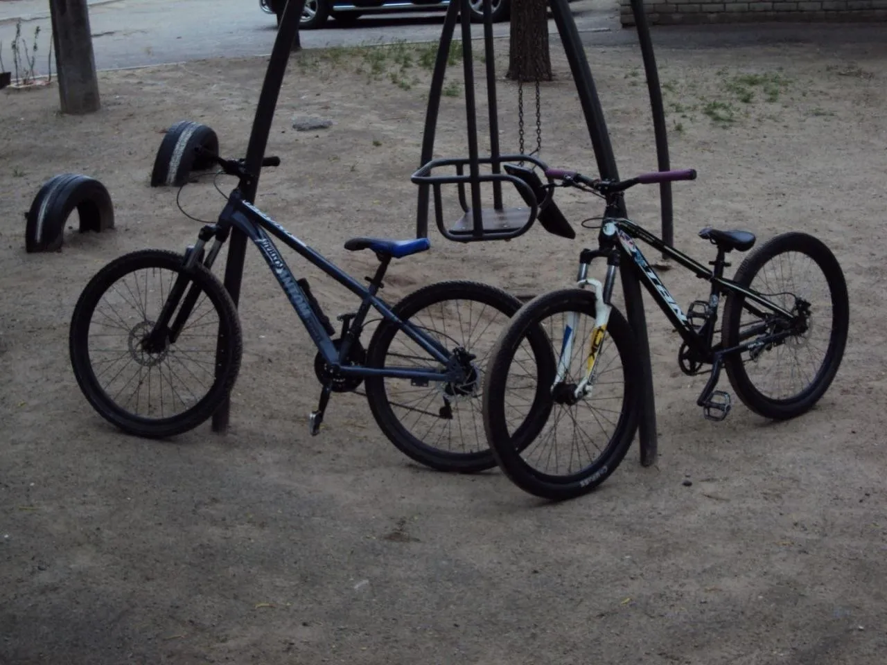 Вилка SR Suntour XCT 26" фото 3
