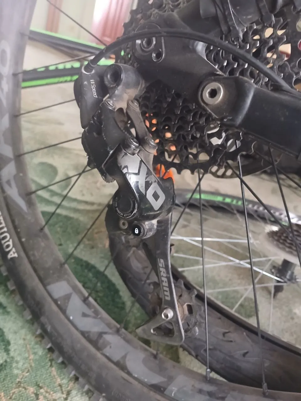 Перемикач + манетка SRAM X0 11 ск + касета SRAM PG 1130 фото 2