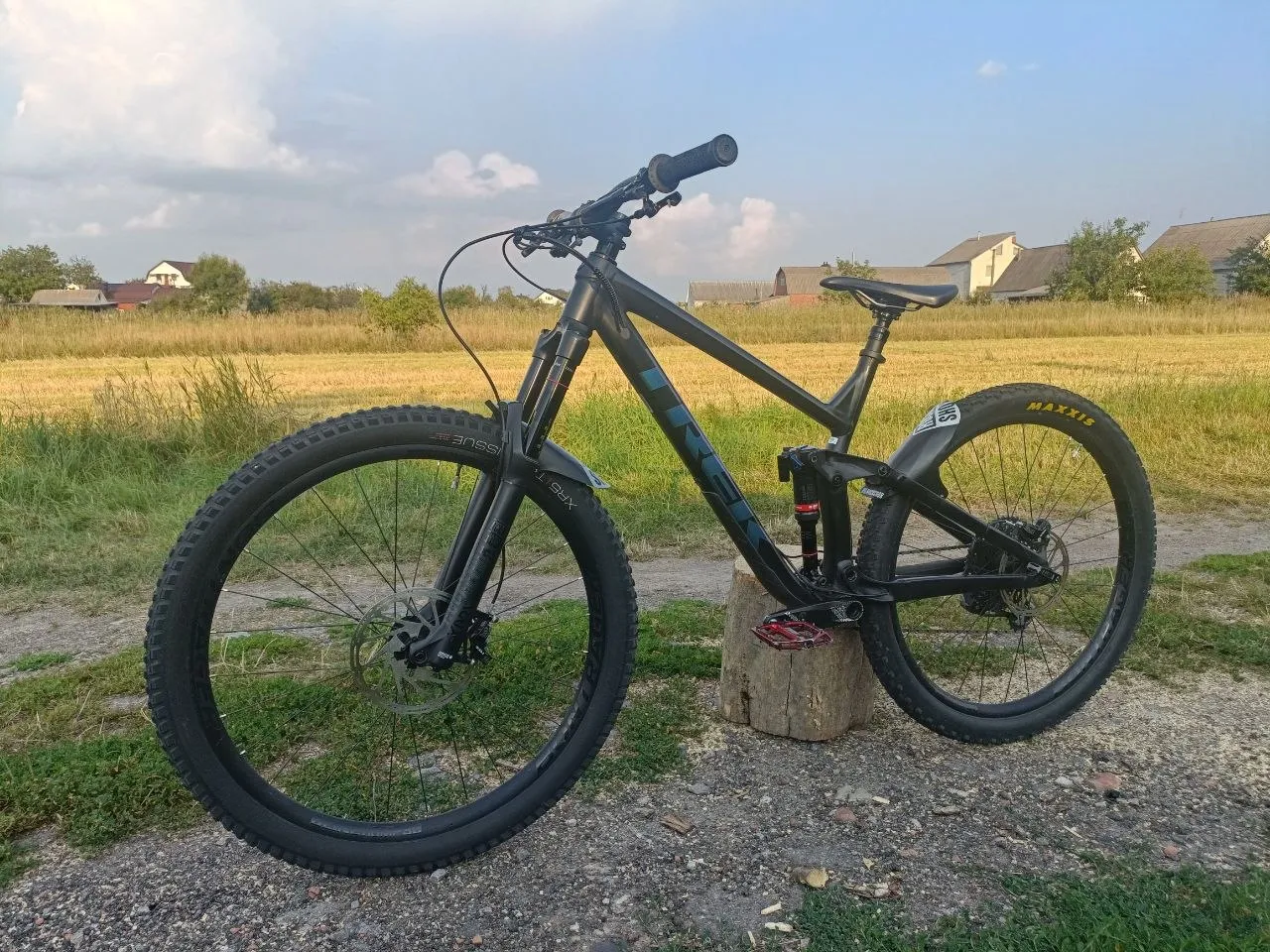 Велосипед Trek Slash 8 2020 29er ендуро фото 10