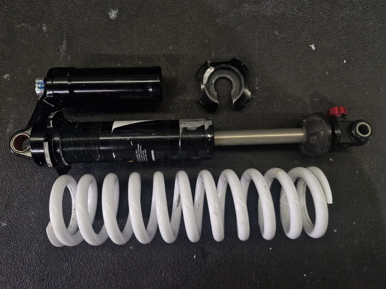 Амортизатор RockShox Kage RC 267/89 фото 6