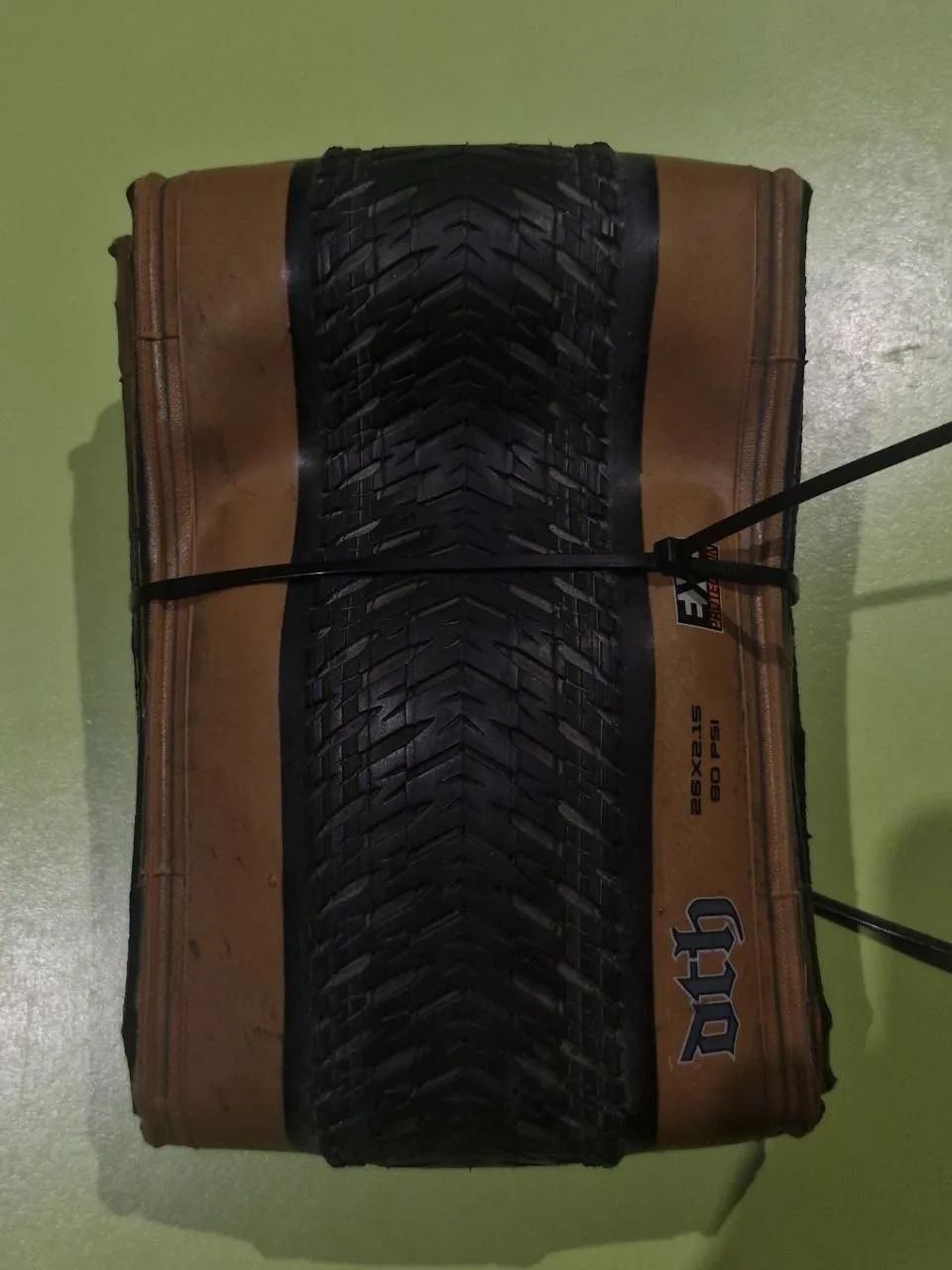 Покришка Maxxis DTH 26x2.15 Folding EXO Tanwall фото 2