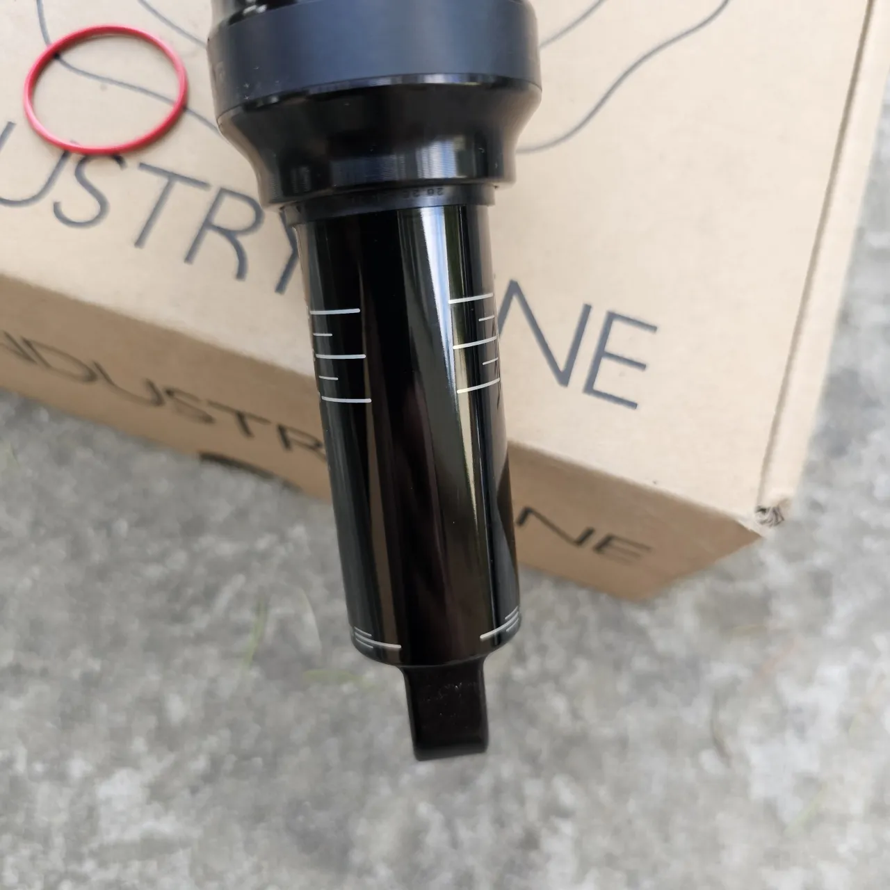 Rock Shox Super Deluxe Ultimate 205×62.5 trunnion амортизатор фото 6