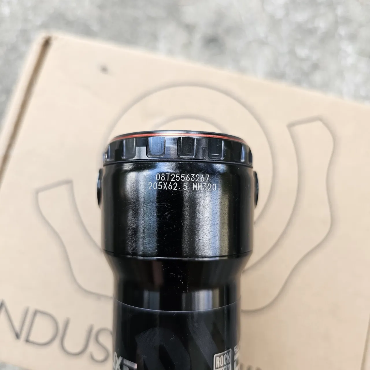 Rock Shox Super Deluxe Ultimate 205×62.5 trunnion амортизатор фото 2