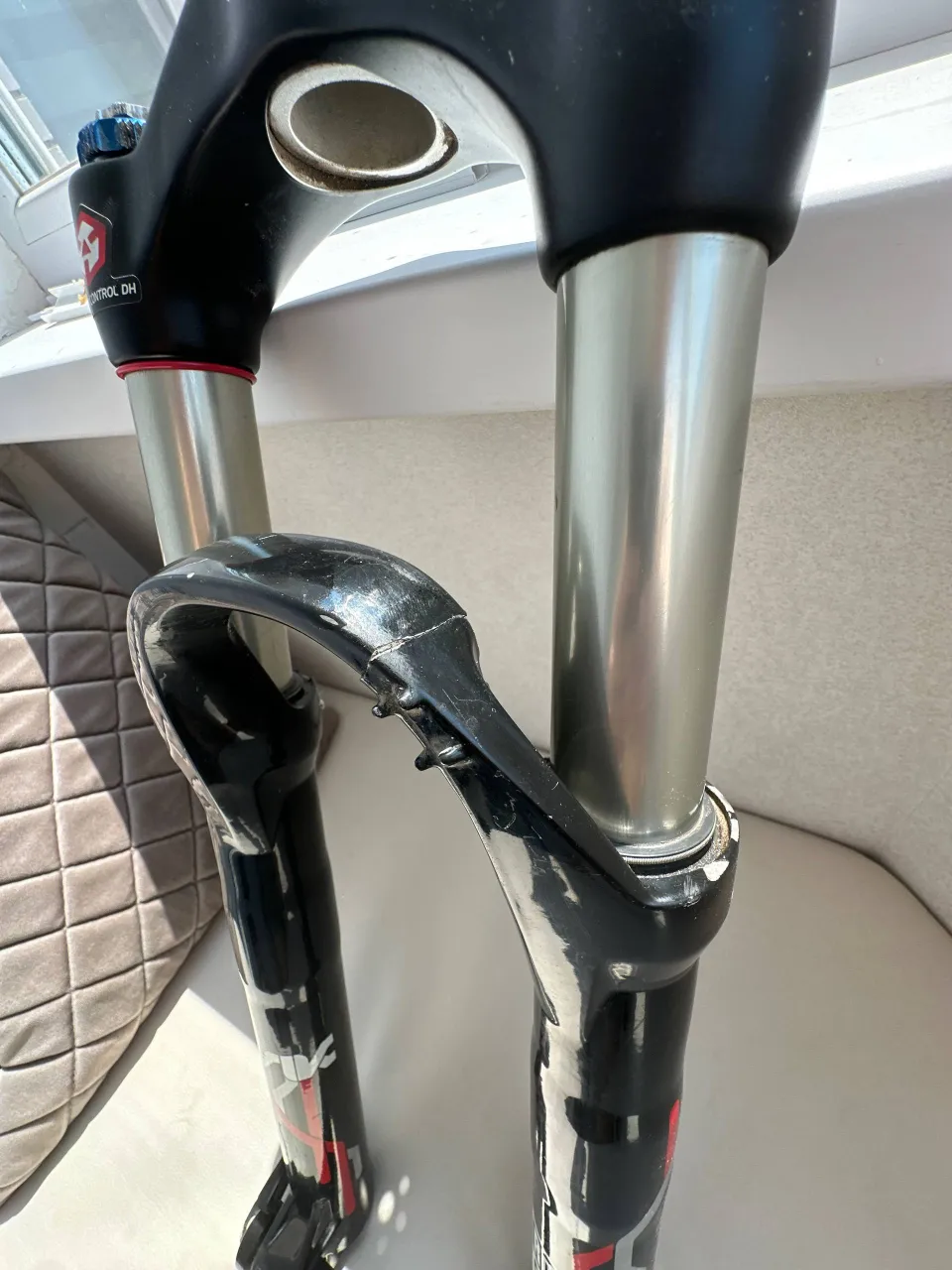 Rock Shox Lyrik RC2DH 26 вилка фото 6