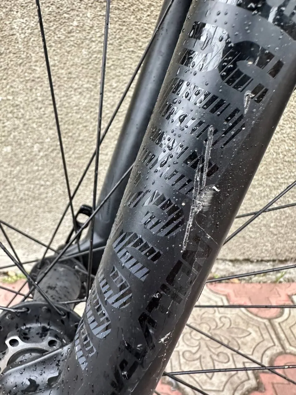 Rock Shox Revelation 2022 RC вилка фото 3
