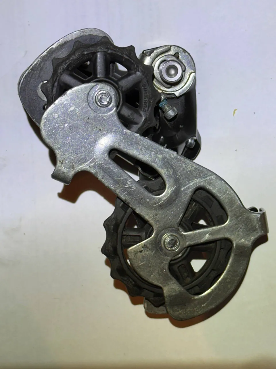 Задній перемикач Shimano Altus фото 2