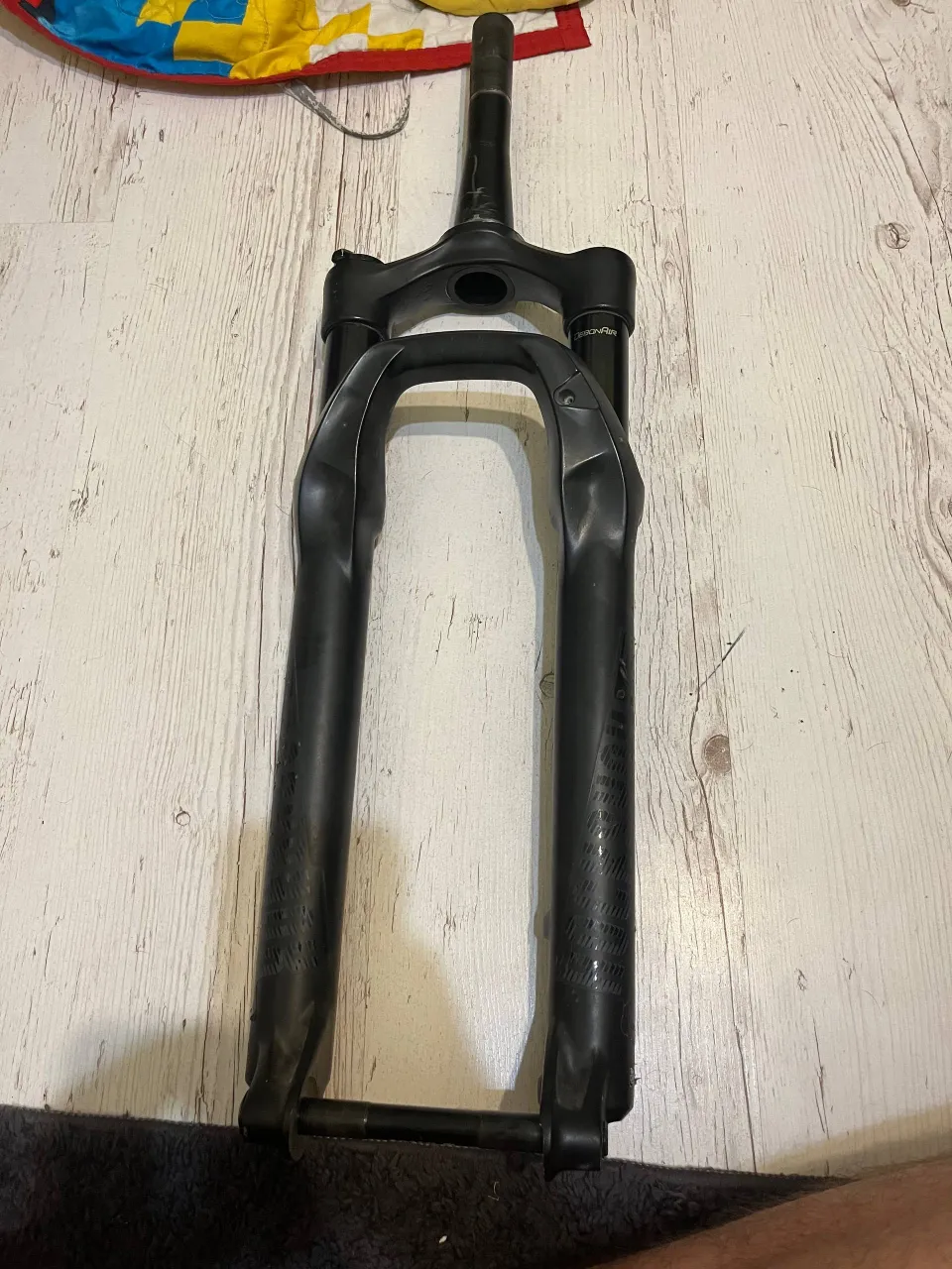 Rock Shox Revelation передня вилка фото 1