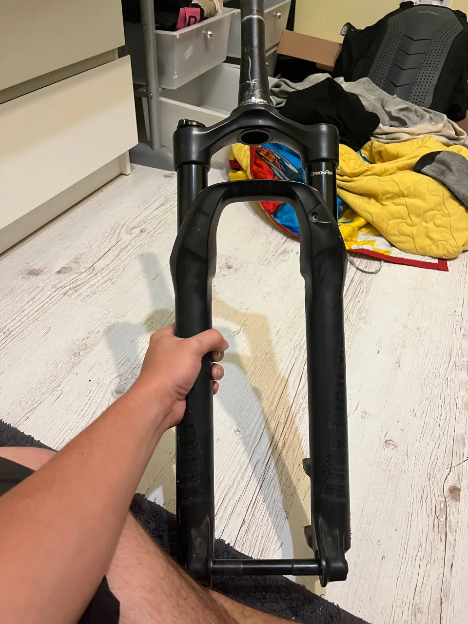 Rock Shox Revelation передня вилка фото 3