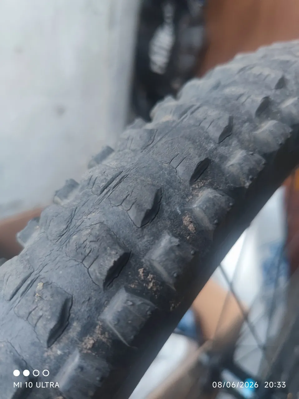 Покришки Continental Der Kaiser + Schwalbe Marathon Plus MTB фото 3
