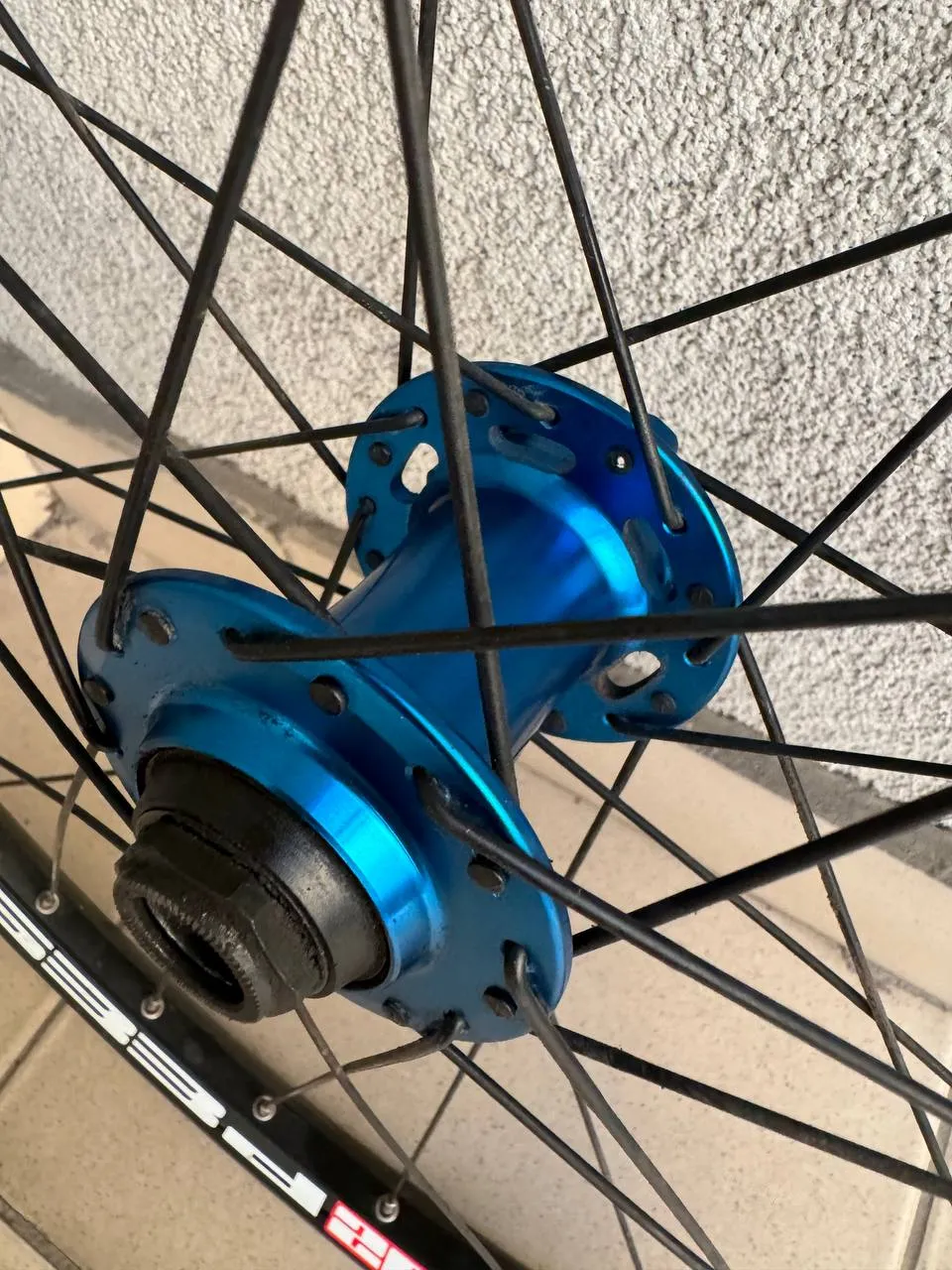 Колесо 26 Rock Shox Recon фото 4
