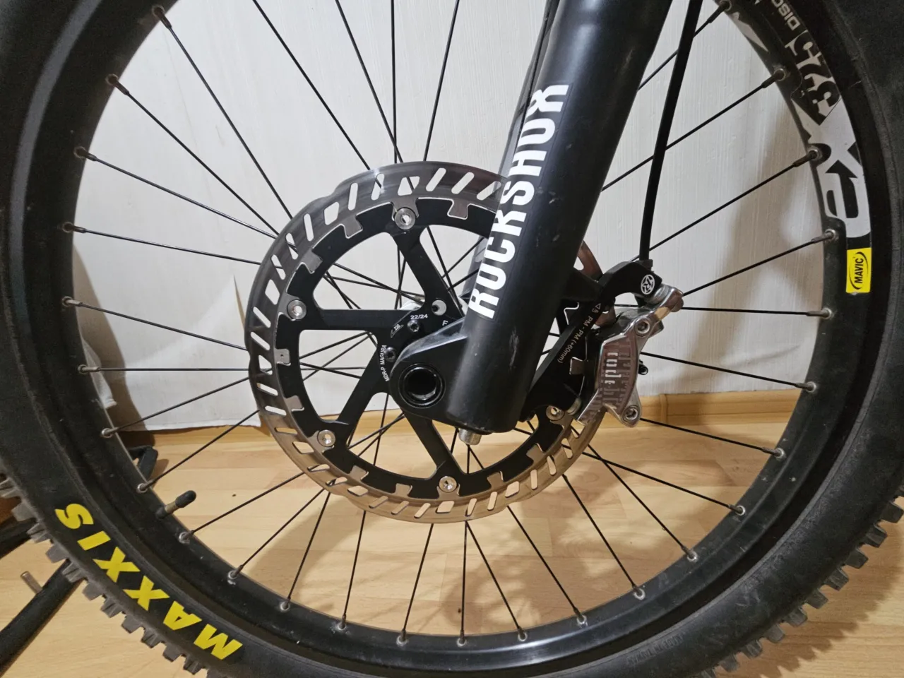 Велосипед Specialized Big Hit 2 + Rock Shox + Avid фото 2
