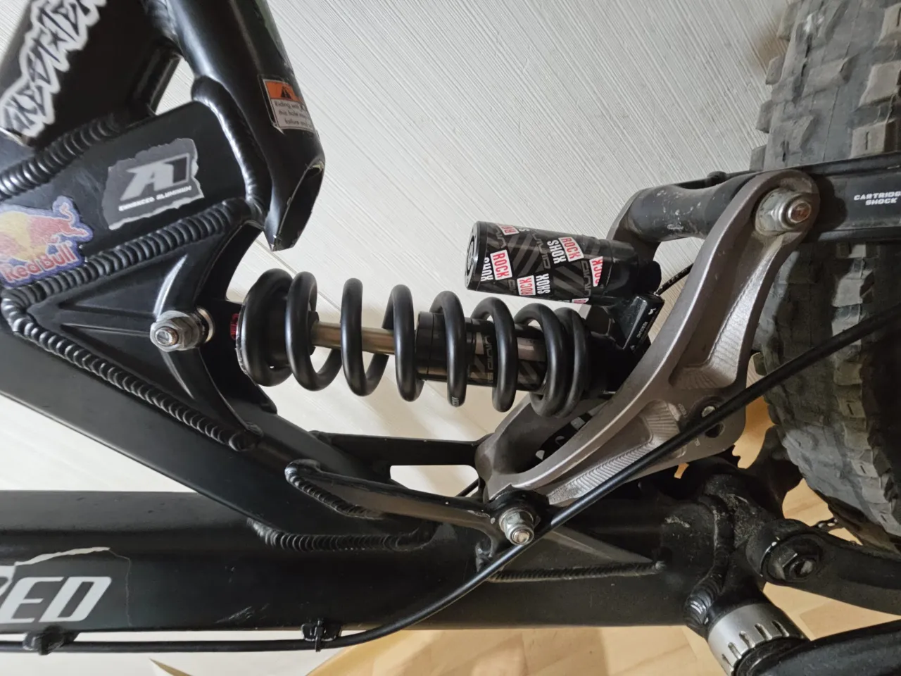 Велосипед Specialized Big Hit 2 + Rock Shox + Avid фото 7