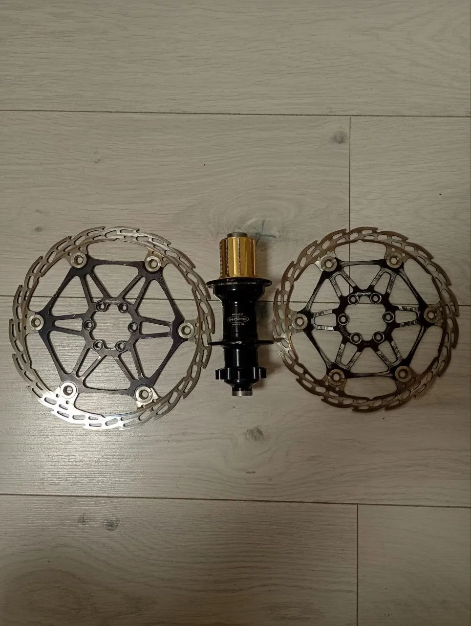 Втулка Hope Pro 2 + ротора Hope + вилка Rock Shox + трансмісія та ін. фото 1