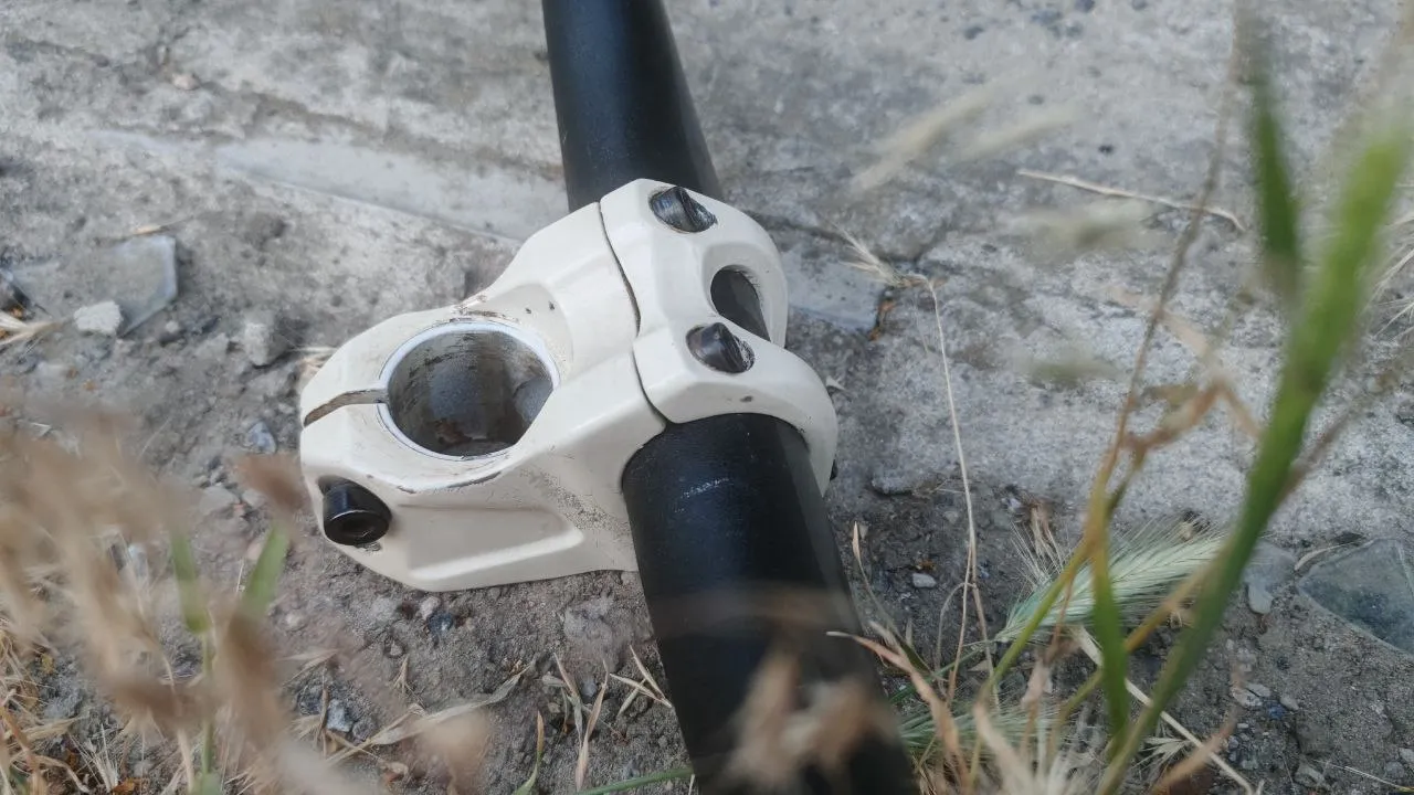 Руль Specialized + винос Giant фото 6