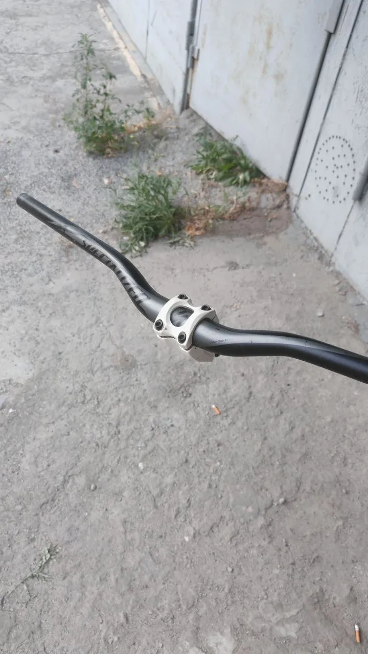 Руль Specialized + винос Giant фото 1