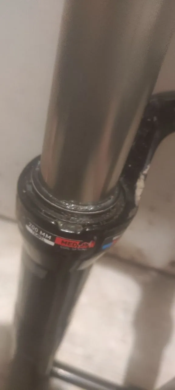 RockShox боксер 200mm фото 3