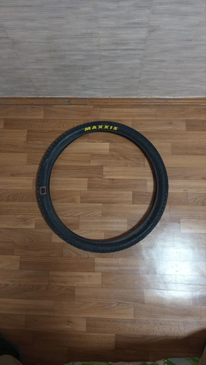 Покришка Maxxis Holly Roller 26×2.4 фото 2