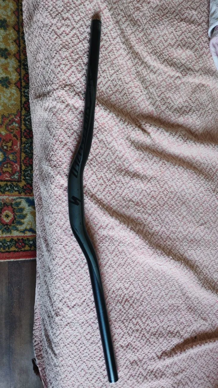 Руль Specialized 780mm 31.8 фото 1
