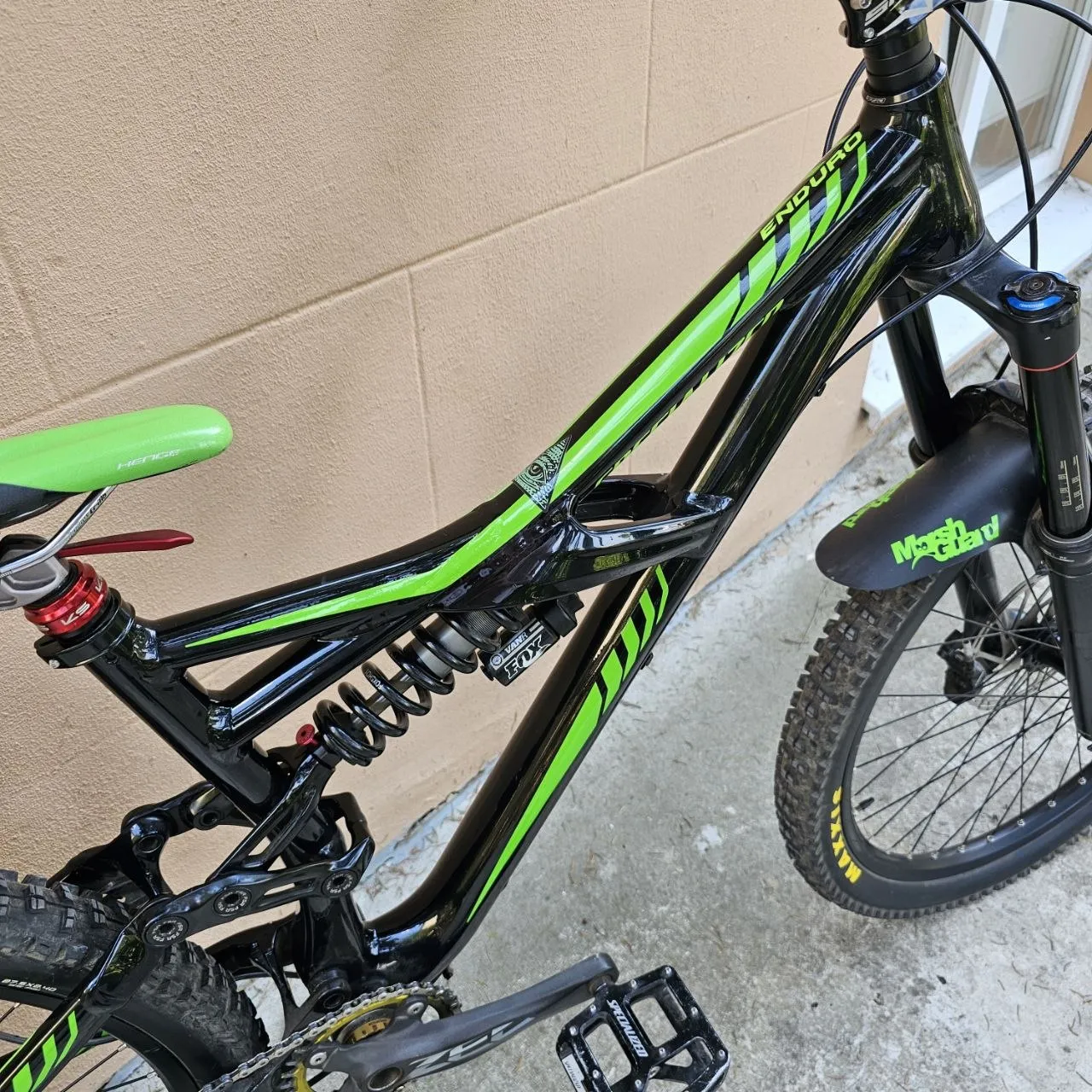 Велосипед Specialized Enduro EVO 650b М фото 3