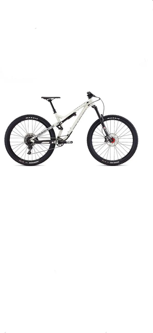 YT Tues CF Pro Race XL на Commencal Meta V4.2 Ride AM L-XL фото 1