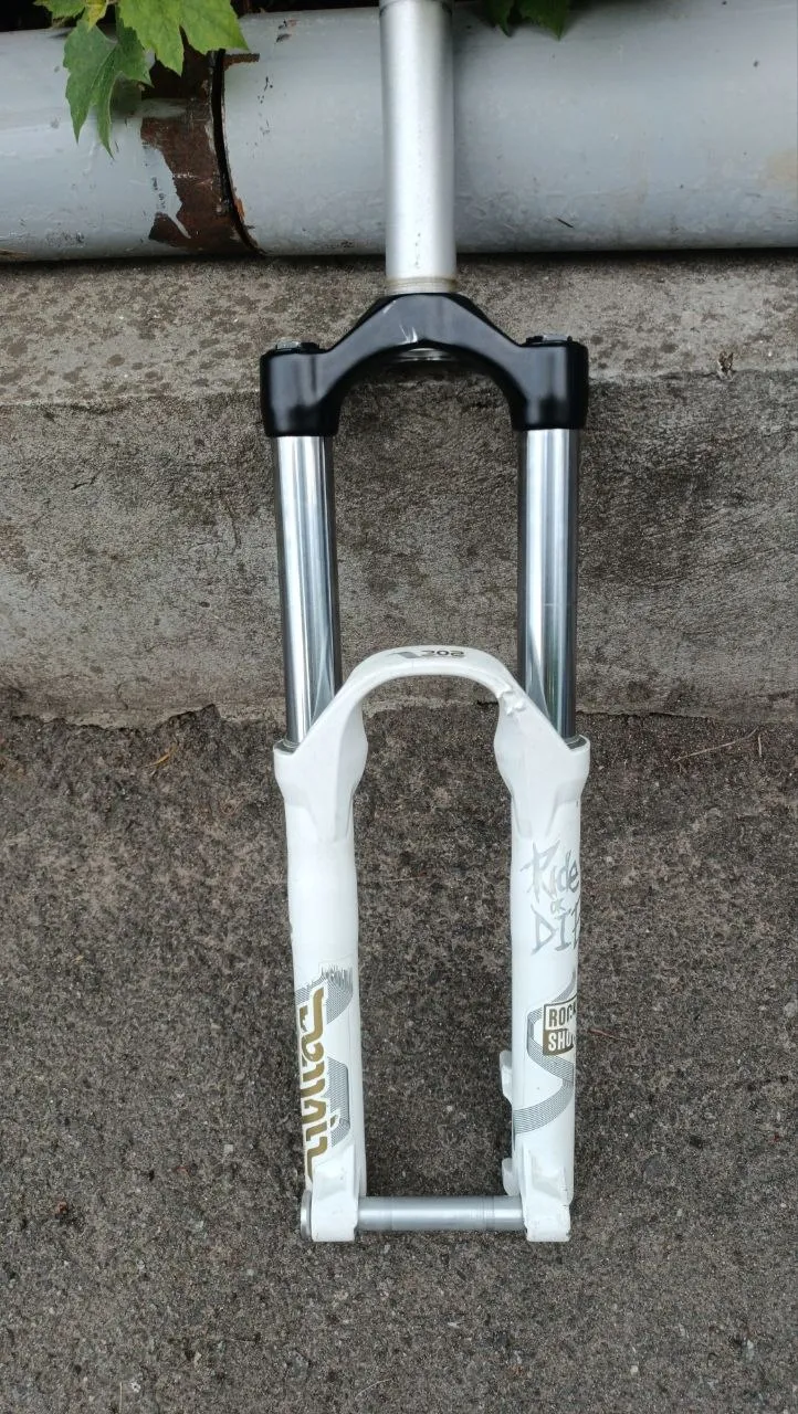 Rock Shox Domain 302 вилка фото 4