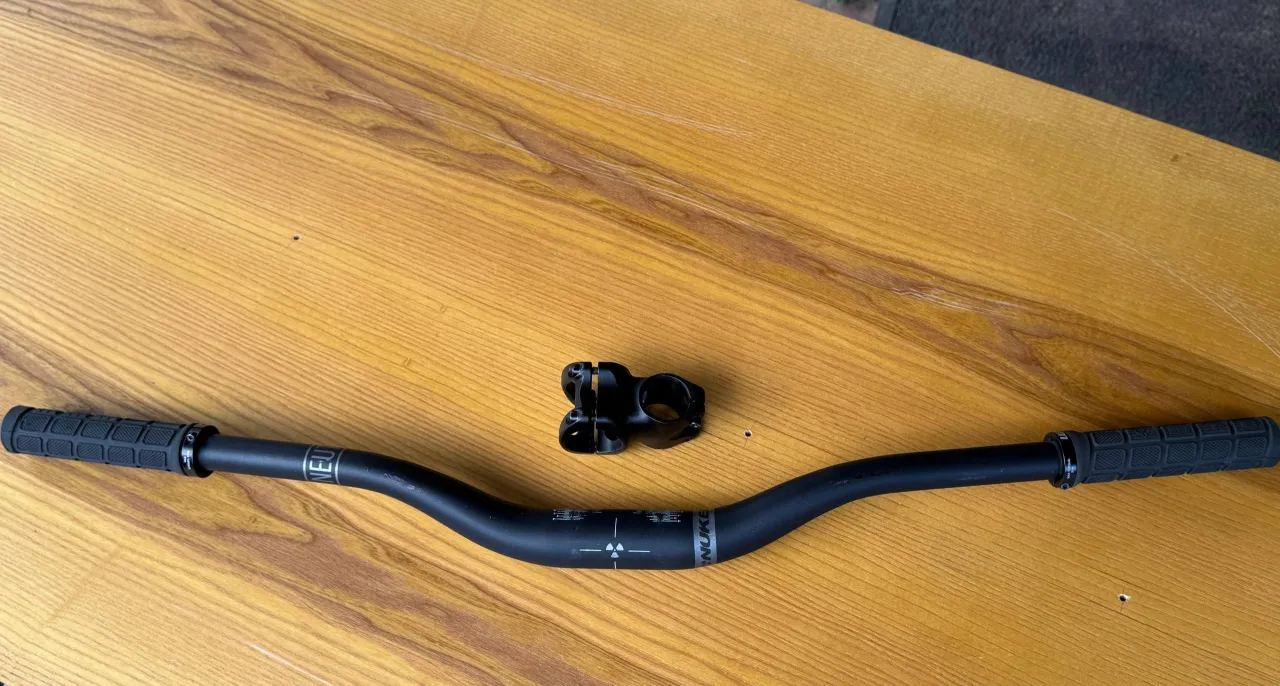 Кермо Nukeproof 760mm + винос + гріпси WTB фото 1