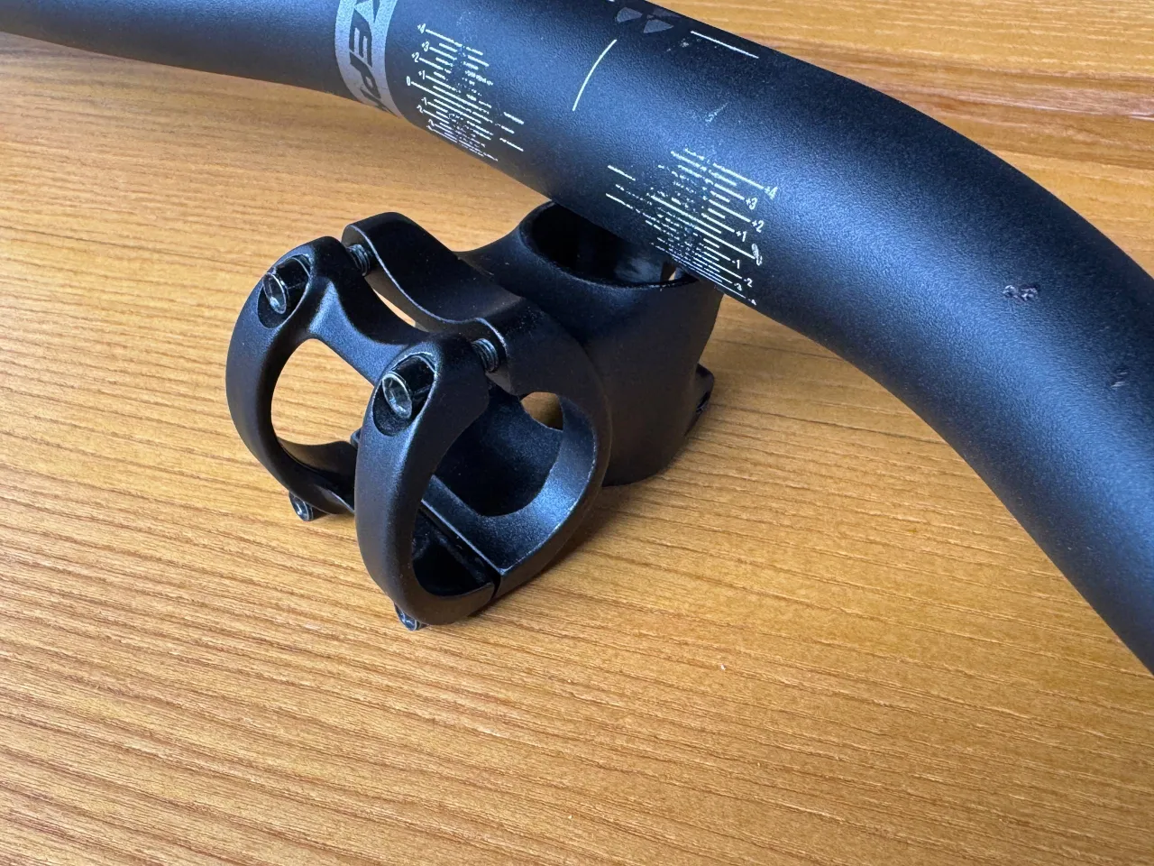 Кермо Nukeproof 760mm + винос + гріпси WTB фото 4