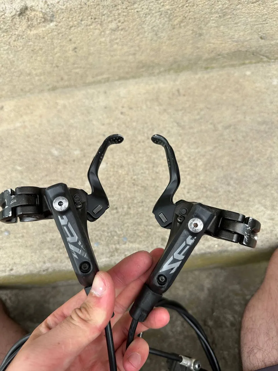 Гальма Shimano Zee 4-поршня фото 5