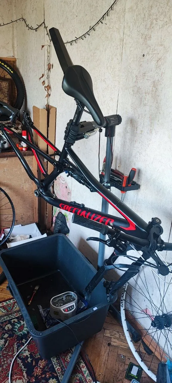 Рама Specialized Epic 2018 M карбон + 2 амортизатори фото 1