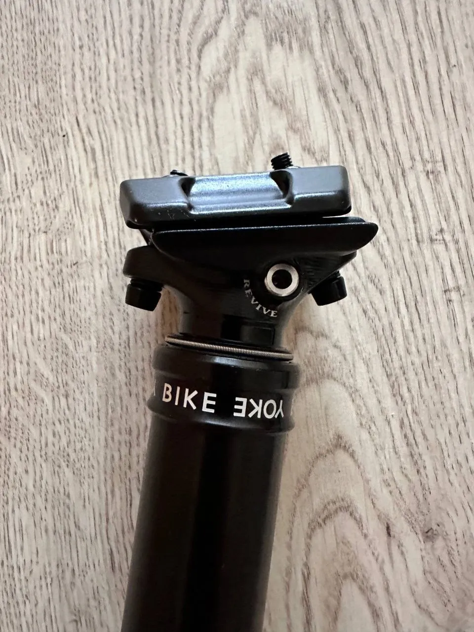 Дроппер Bikeyoke Revive 31.6 160 мм фото 5
