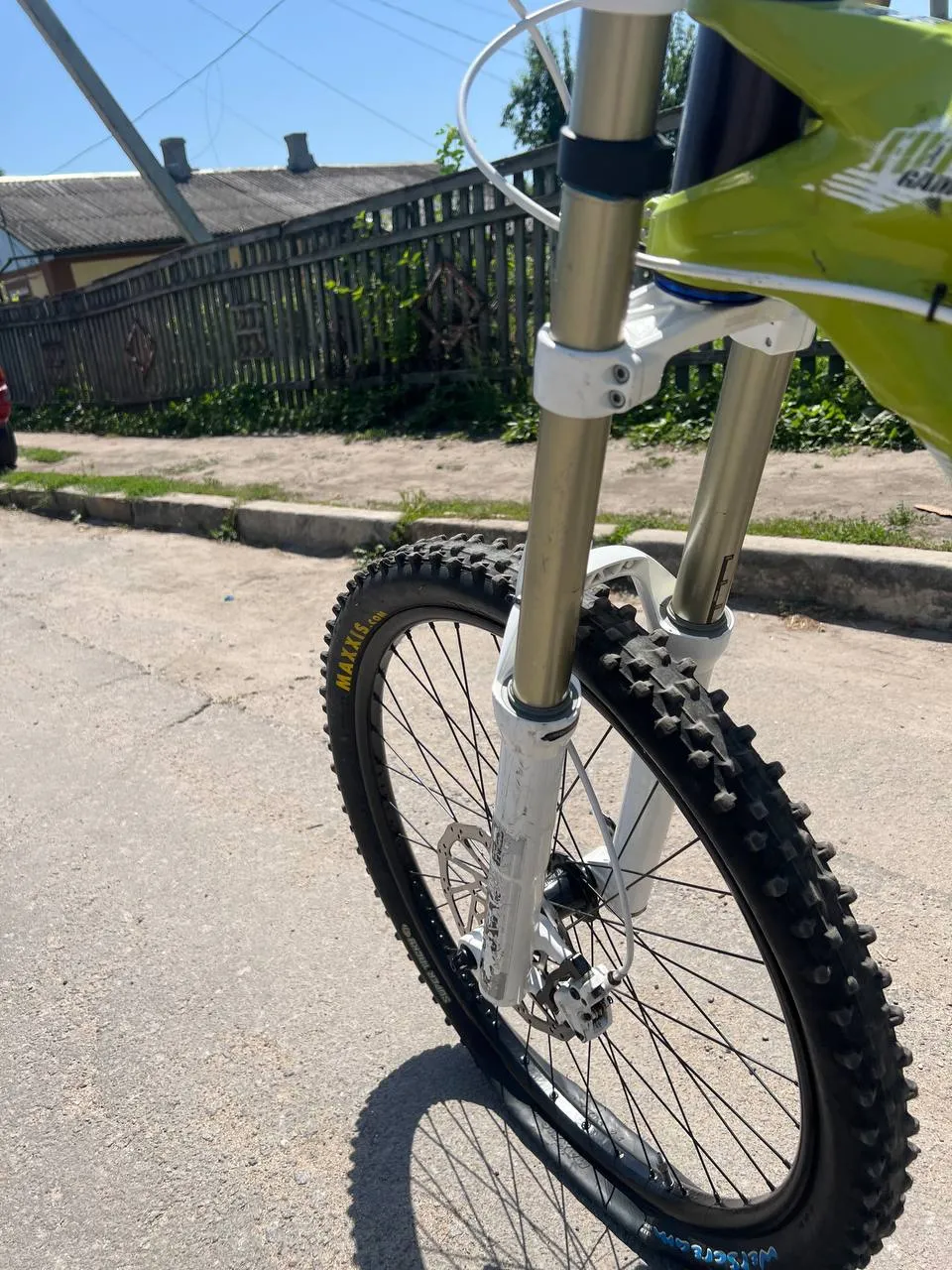 Вилка RockShox Boxxer 200 мм на 26 дюймів + винос Sixpack фото 2