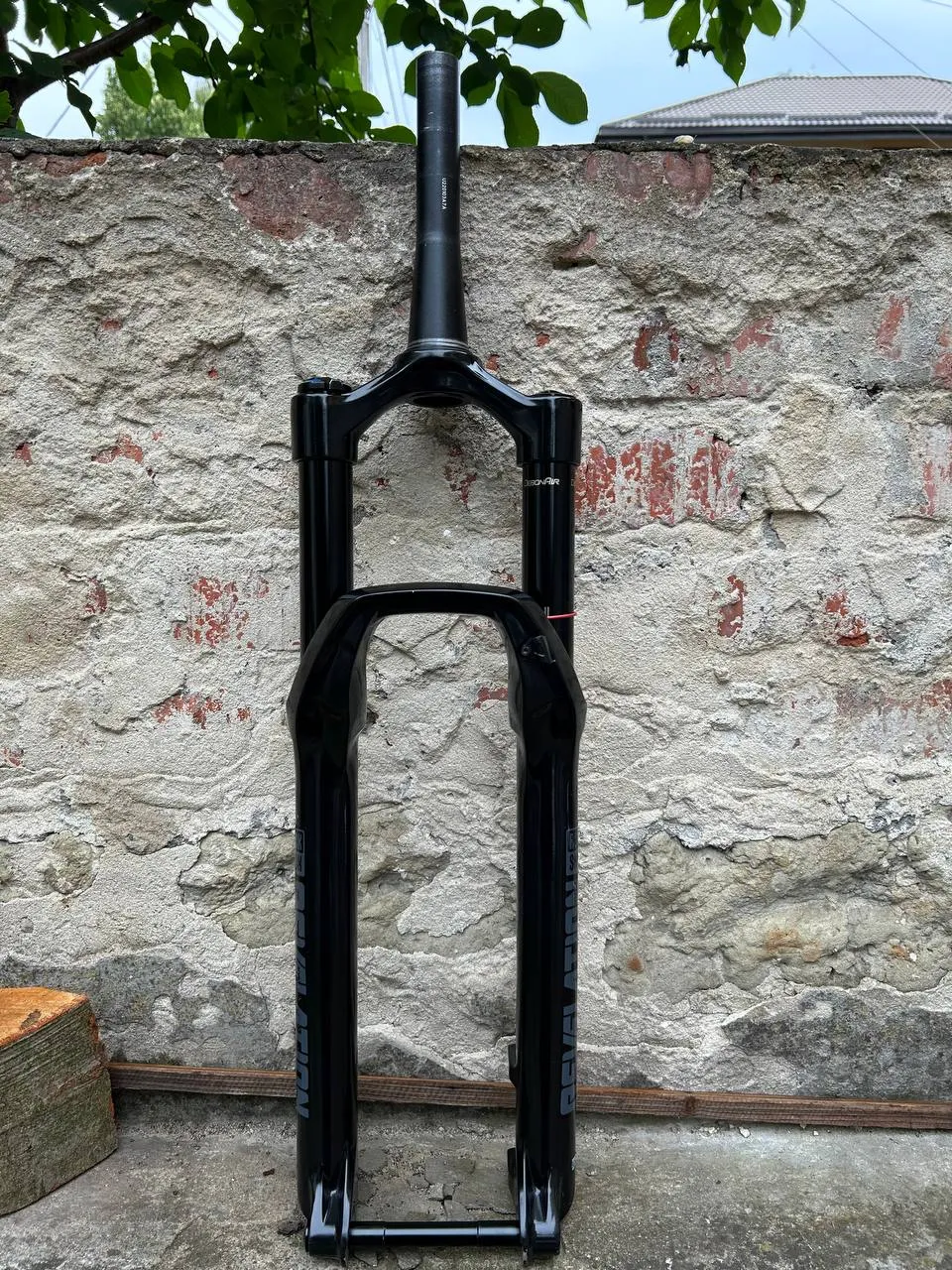 Вилка RockShox Revelation RC Boost 29 150 мм фото 1
