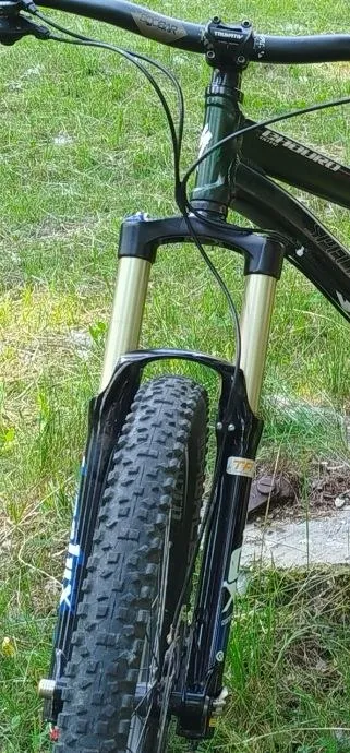 Suntor Durolux SF 12 вилка фото 1