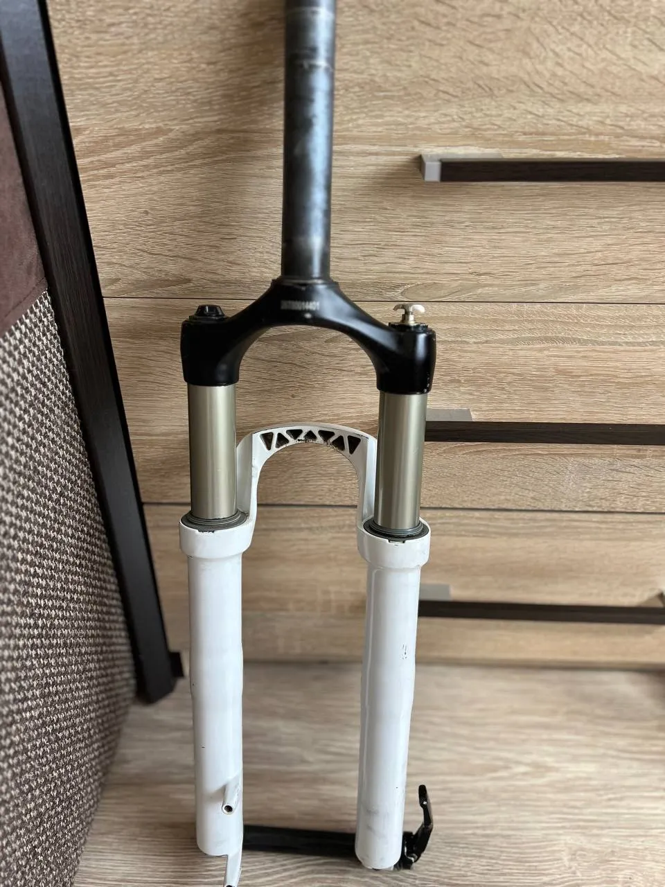 Вилка RockShox Revolution 2020 фото 4