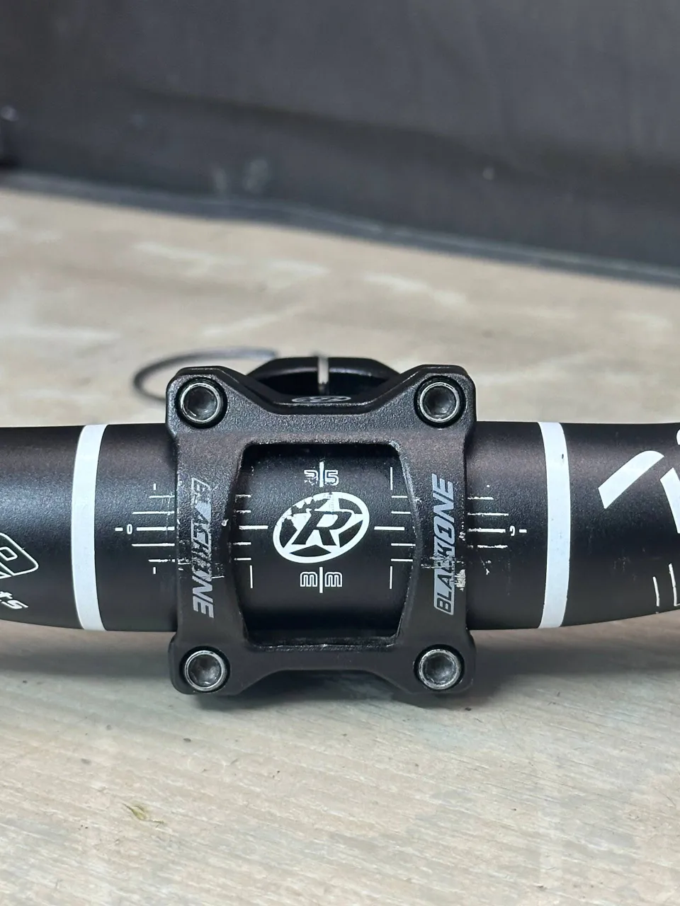 Кермо Reverse Lead 760 mm + винос Reverse Black One 35 mm фото 2