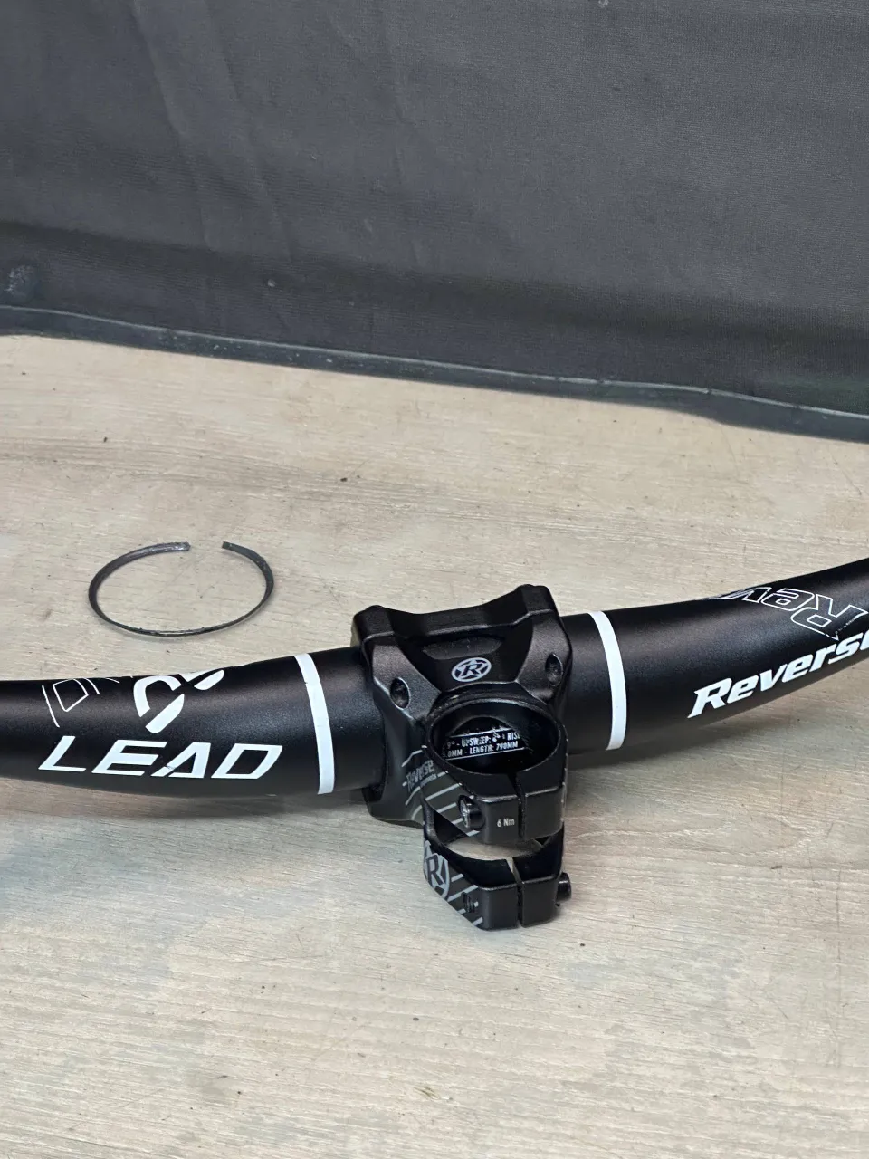 Кермо Reverse Lead 760 mm + винос Reverse Black One 35 mm фото 3