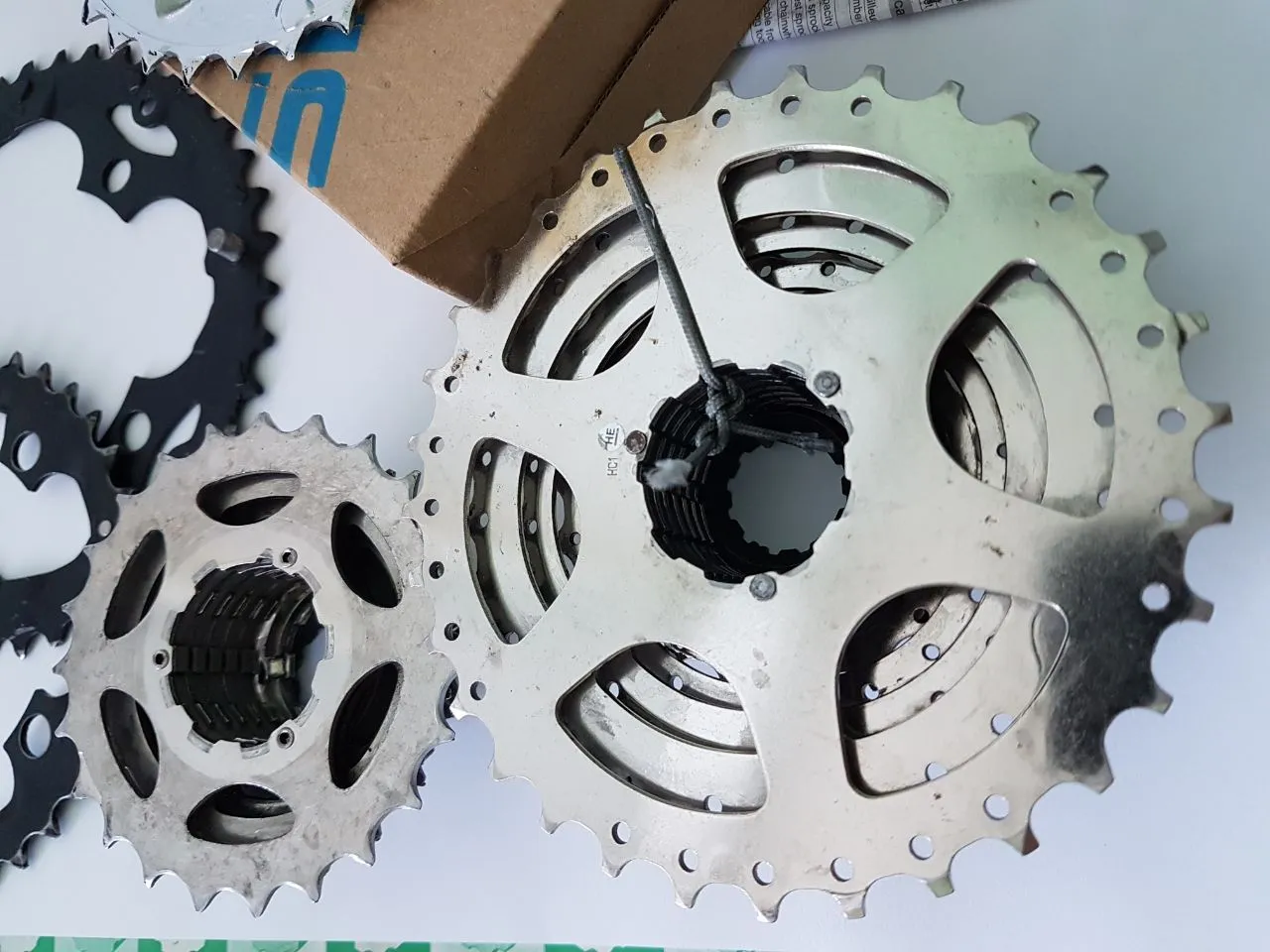 Зірки Shimano Alivio + касети Shimano + пітухи фото 4