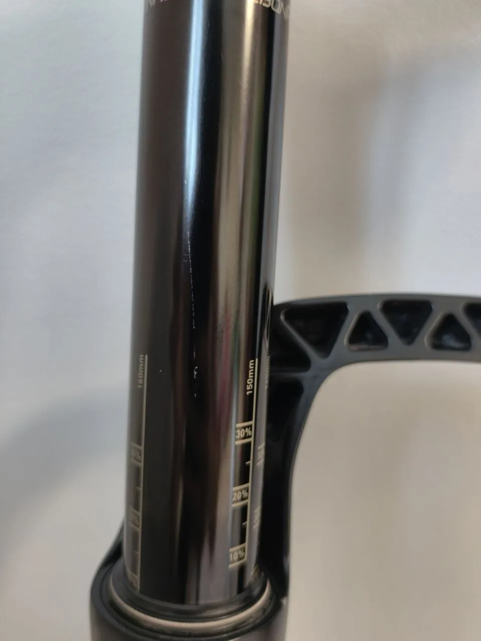 Вилка RockShox Revelation 150 мм фото 4