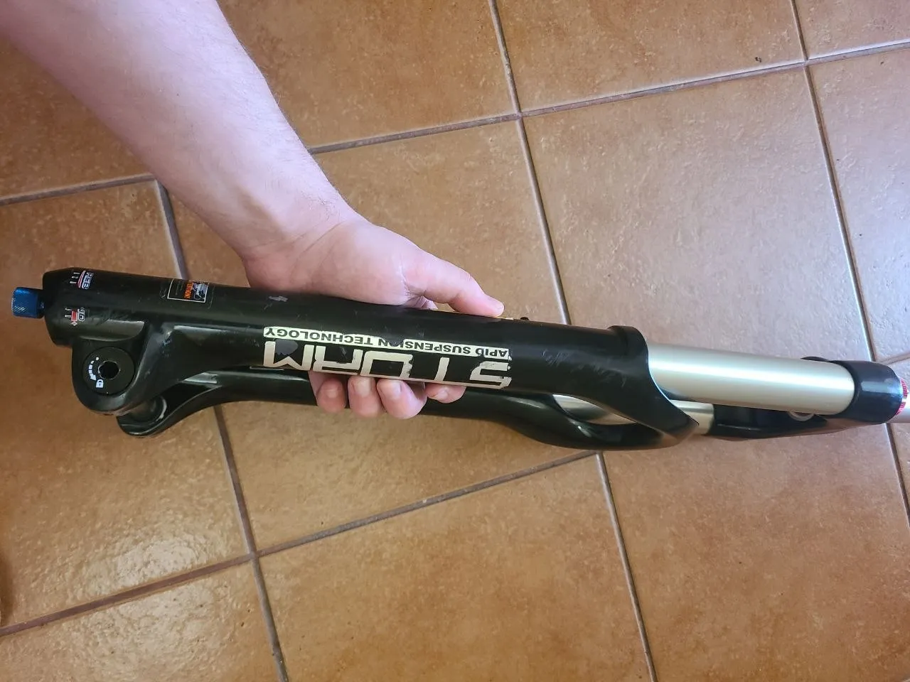 Вилка RST Storm 140mm фото 2