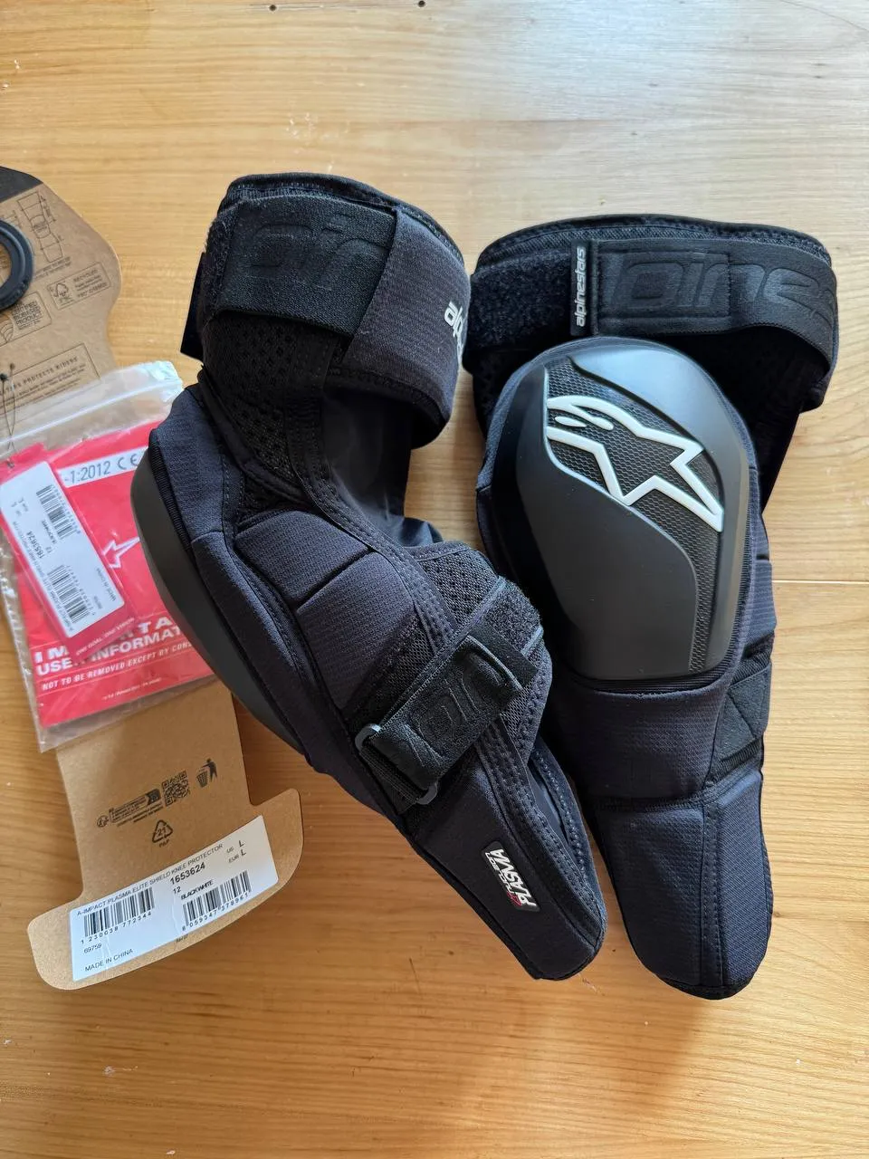 Наколінники Alpinestars A-Impact Plasma Elite фото 1