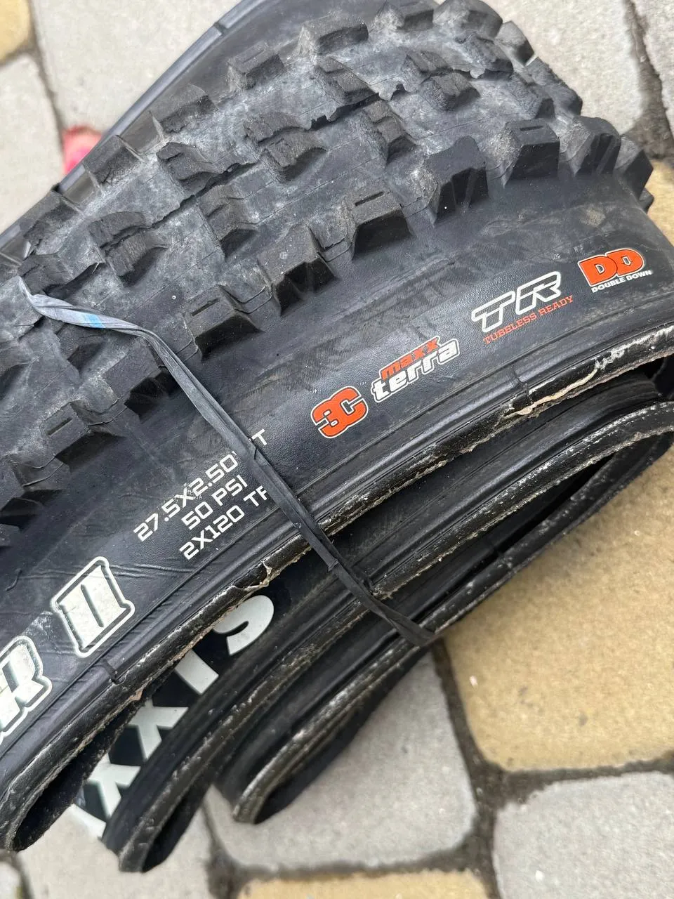 Maxxis Minion DHF + DHR 29" та High Roller 27.5" фото 5