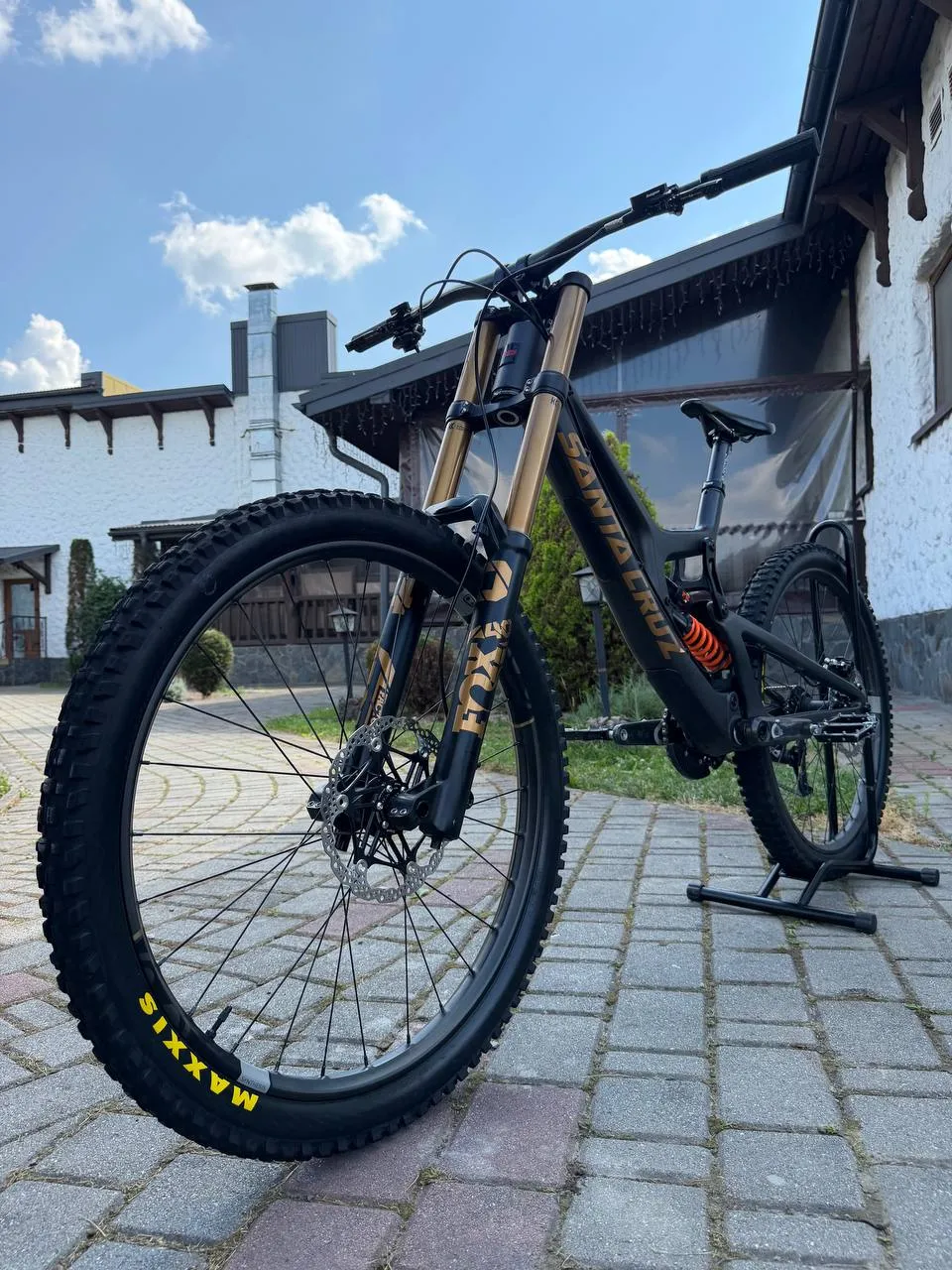 Велосипед Santa Cruz V10 CC 2022 + Fox компоненти фото 2