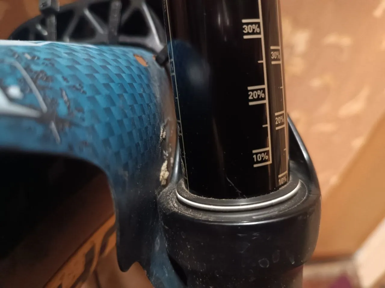 Вилка Rock Shox Lyrik RC Charger 2 170mm 27.5" фото 4