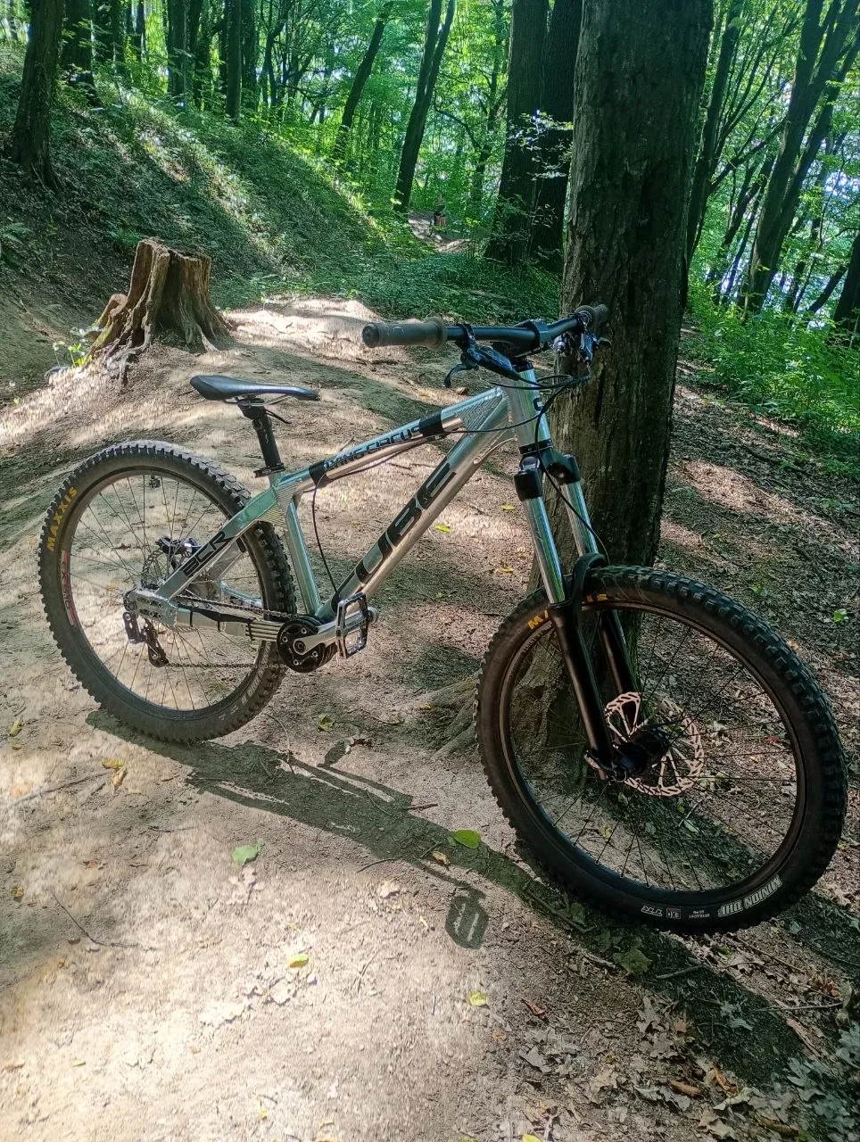 Фреймсет Cube Fling Circus + Rock Shox Domain 302 + Truwativ Hammersmith + заднє колесо фото 1
