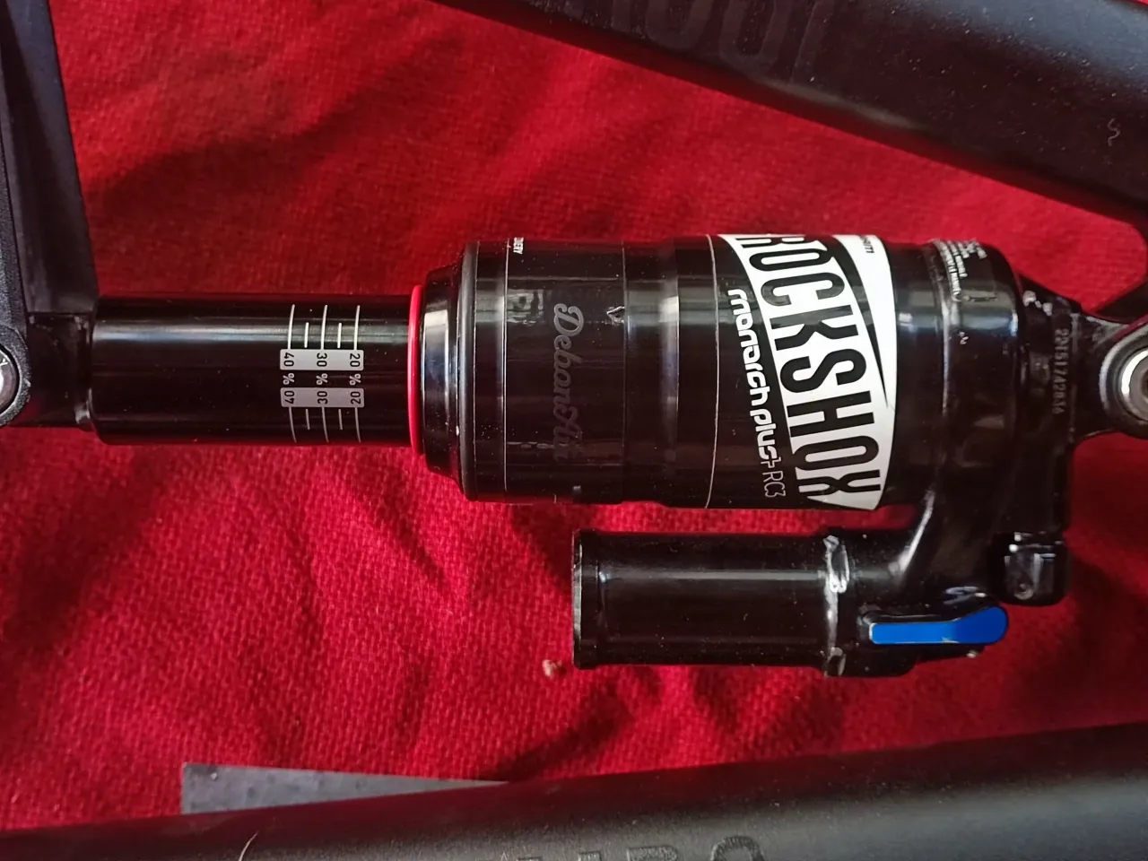 Rock Shox Monarch RC3 Plus Debonair 200x57 фото 1