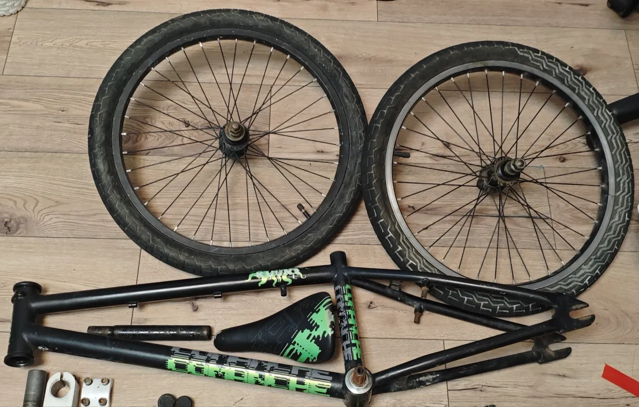 Колеса BMX 20 + рама Comanche + вилка + компоненти фото 3