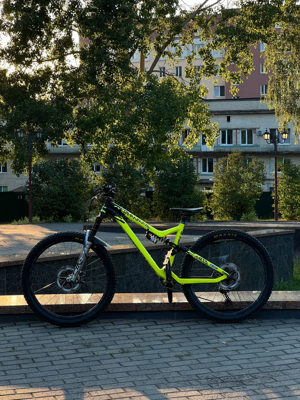 Велосипед Commencal Meta AM V4 27.5 фото 1
