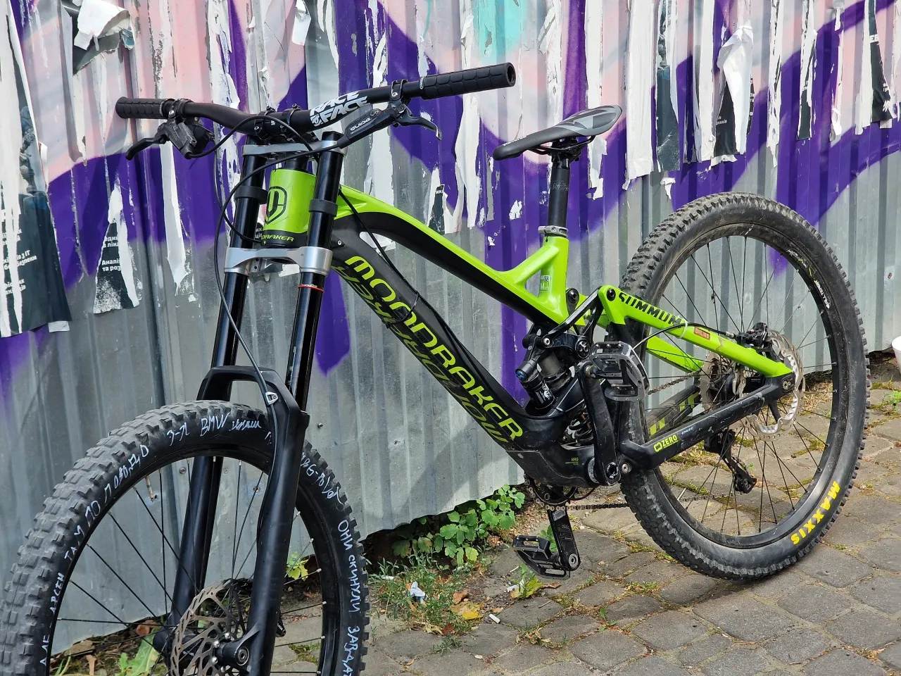 Mondraker Summum Pro Team Carbon 2019 даунхіл фото 3