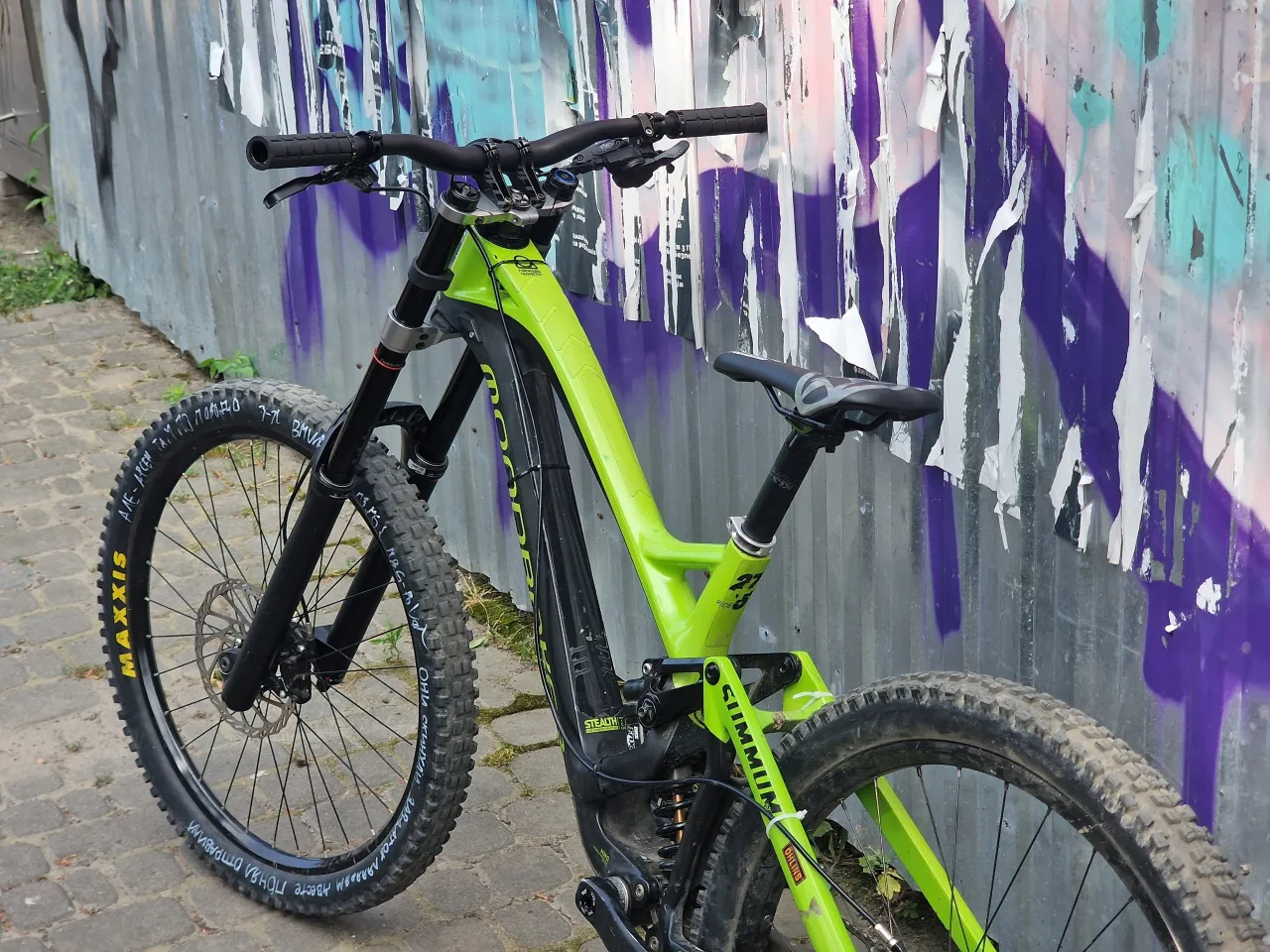 Mondraker Summum Pro Team Carbon 2019 даунхіл фото 4